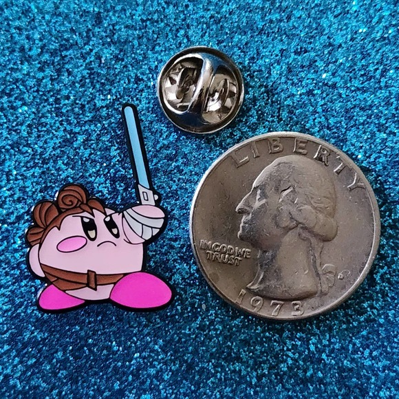 Rey Skywalker x Kirby Mashup Crossover Star Wars Small Hard Enamel Pin - Picture 2 of 3